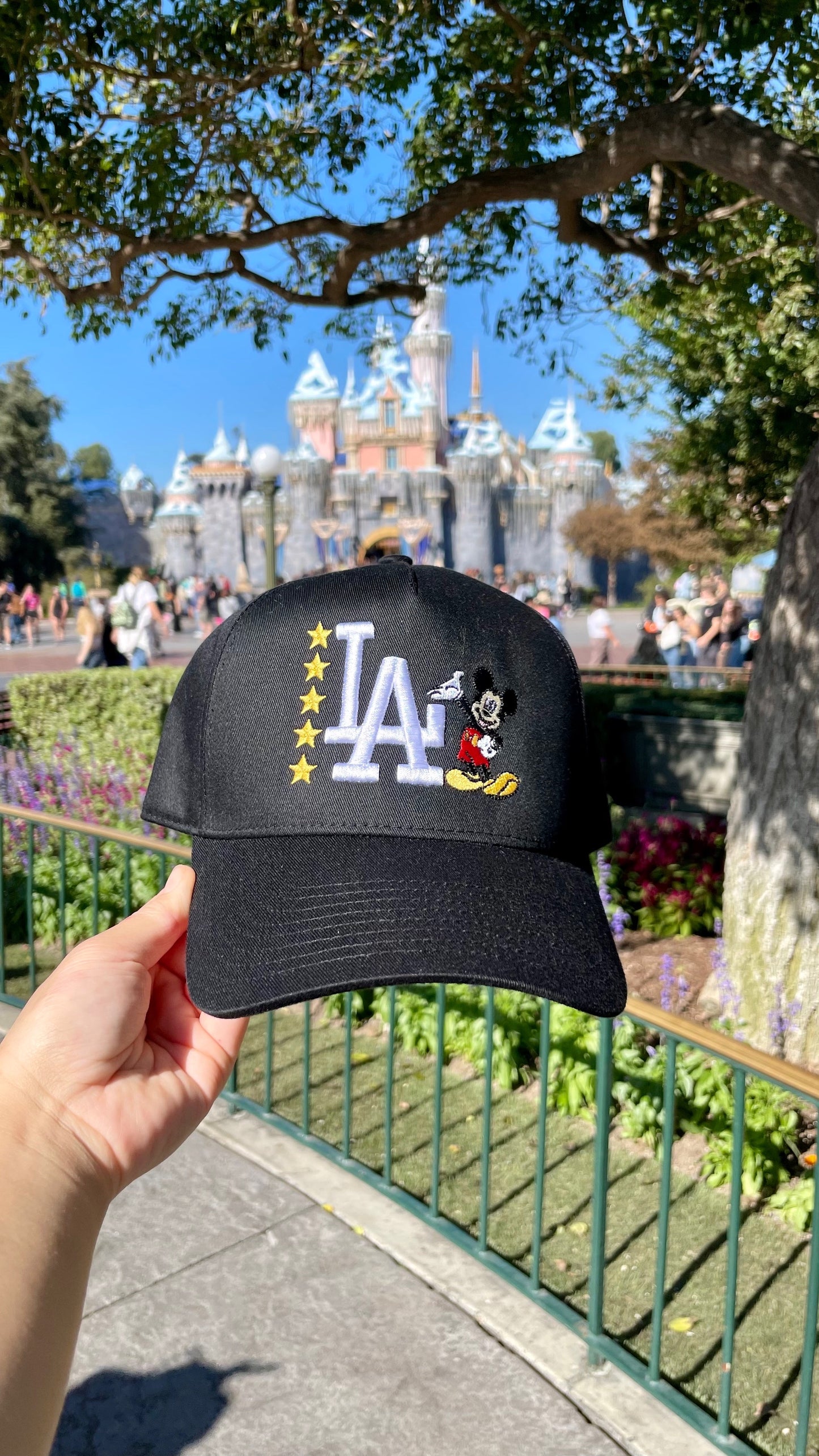 BLACK LA MICKEY MOUSE HAT